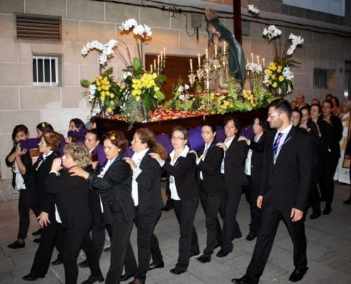 procesion de la virgen de las angustias