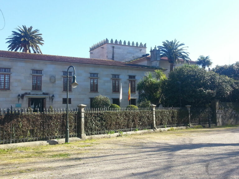 El Pazo de Bazán, un histórico edificio que aloja un Parador
