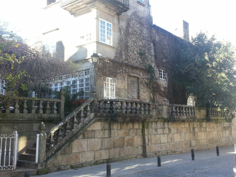 Vista lateral del Pazo Fajardo o Pazo Salgado